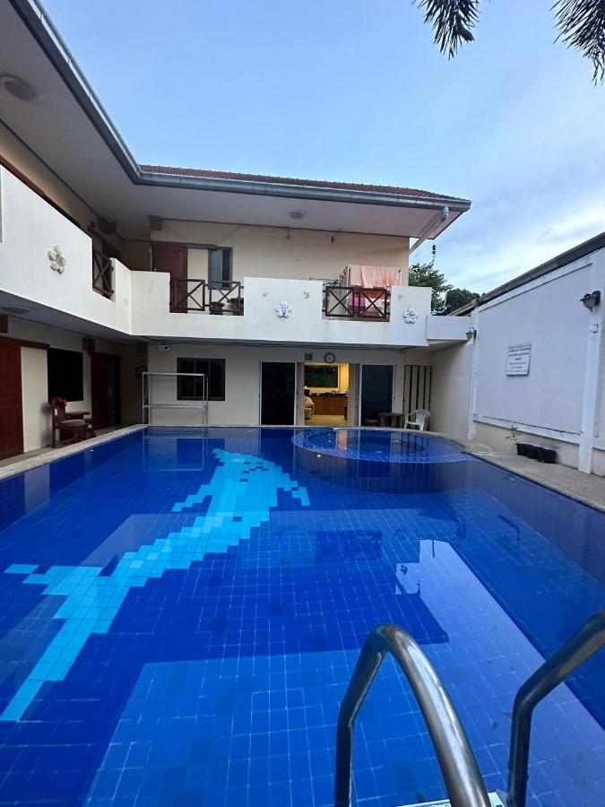 Happy Valley Pattaya Jomtien Beach Exterior photo
